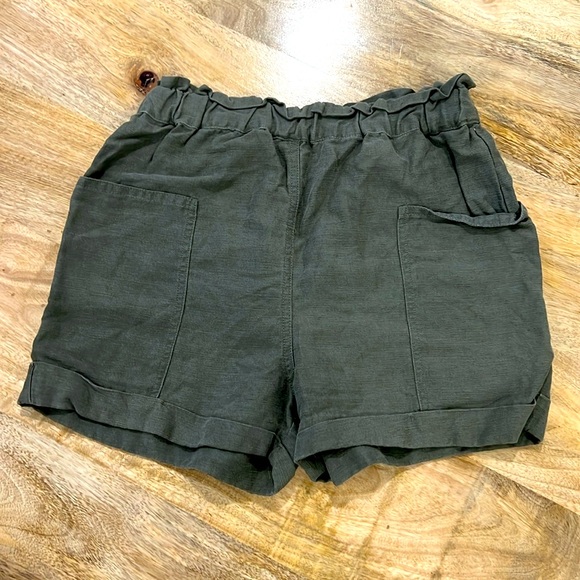 SOLD Wilfred Free High Waisted Linen Shorts XS - Picture 1 of 4